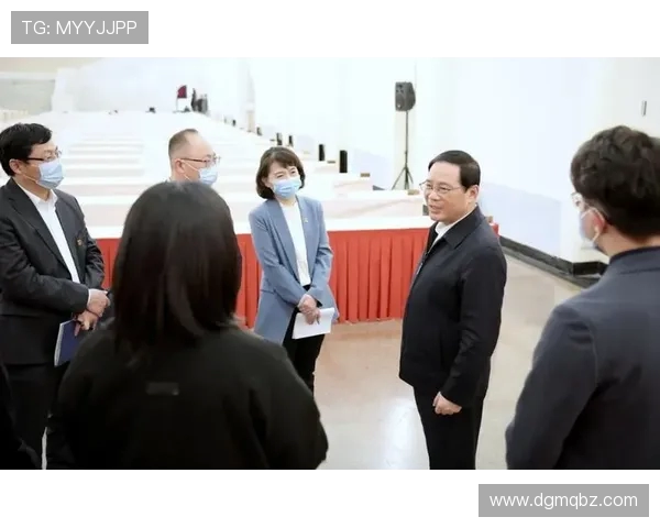 李强畅谈飞盘生涯的起伏与梦想追逐之路